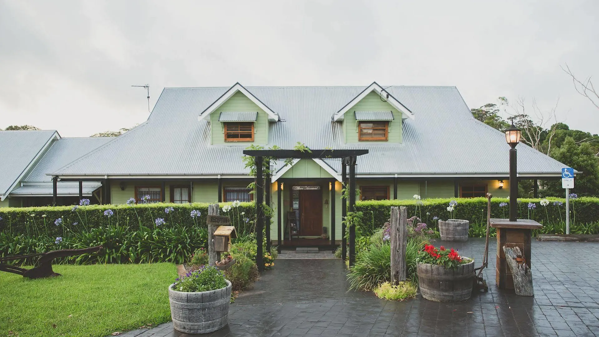 Allara Homestead Flaxton Bed & Breakfast